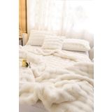 Evlen Home Collection Kürk Yorgan Çift Kişilik Dolgulu Peluş Yumuşak Wellsoft Çift Taraflı Yatak Örtüsü 3 Parça Set Loria Beyaz