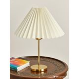 EvLight Liora Metal Gold Ayaklı Pileli Krem Kumaş Komidin Başı Abajur