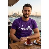 Exve Exclusive Mor Üzerine Beyaz Istanbul Yazılı ve Cami Silüeti Baskılı Erkek Tişört Pamuk Penye T-Shirt - Mor - Beyaz
