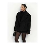 eybetsa kadın kapak cepli kruvaze yaka kol ve omuz patlı kaşe ceket