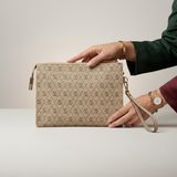Eych Kadın Casual Clutch Çanta – Günlük Şık Portföy Çanta, Minimal El Çantası - Bej