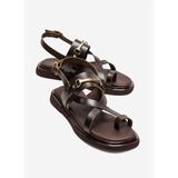 FABIANA Kahverengi Hakiki Deri Tokalı Kadın Parmak Arası Sandalet