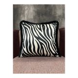 Fabricland İthal İpek Kadife Krem-Siyah Renk Kare ZEBRA PÜSKÜLLÜ KIRLENT KILIFI (Çift Taraflı Desen)