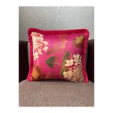 Fabricland Robin-9372 Fuşya Pembe Ithal Ipek Kadife Püsküllü Kırlent Kılıfı 43x43