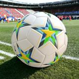 Faial Şampiyonlar Ligi Kabartmalı Yüzey Futbol Topu Sert Zemin Halı Saha Futbol Topu - Yeşil