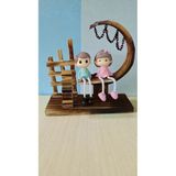 Famemus Accessory Ahşap Oturan Çift Dekor Süs Hediyelik Ürün Boyut:20cm*18Cm