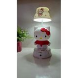 FAMEMUS ACCESSORY Hello Kitty Masa Üzeri Gece Lambası boyut 25 cm