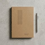 Fark Tanıtım | Paperto. A5 Tarihsiz Yıllık Planlayıcı (14,8 x 21 cm) - 180° Açılabilir, Sırtı Dikişli,%100 El İşçiliği, 136 Yaprak (272 Sayfa), 110 gr Ivory Kağıt (Kraft Kapak, İngilizce)