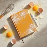 Fark Tanıtım Tarif Defteri – A5 Boyutunda Sert Kapaklı 100+ Tariflik Recipe Journal, Ölçü Tablosu, Not Alanı, İndeks ve Şef Soruları (Sarı)
