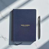 Fark Tanıtım Travel Journal – Sert Kapaklı Seyahat Günlüğü, A5 Boyutunda, Planlama & Anı Alanı – Anı Defteri (Lacivert)