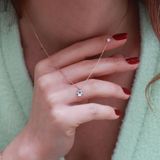 Fatma Ana El Figürlü Zirkon Taşlı Mine İşli Rose Gold Kaplama Gümüş Kolye