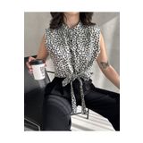 Fav Style Kadın Hakim Yaka Düğmeli Çiçek Desenli Kolsuz Bağlama Detaylı Crop Gömlek Bluz Siyah