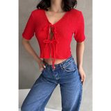 Fav Style Kadın Kısa Kollu Önü Bağlama Detaylı Crop Gofre Bluz Kırmızı