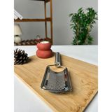 Favora Inox Metal Saplı Bombeli Rende