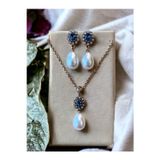 FAYRA ACCESSORIES Safir Mavi Oval Kristal Taşlı Mayorka İnci Kolye ve Mayorka İnci Küpe Seti