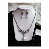Fayra Accessorıes Zirkon Taşlı İnci Sallantılı Kolye ve İnci Küpe Seti