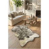 FeelHome Aslan Yumuşacık Pofuduk Kuzu Post Premium Kalite Kaymaz Taban Kürk Halı Yıkanabilir 100x150