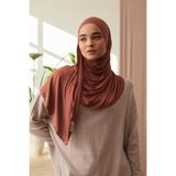 Femple Modest Küçük Pratik Premium Jersey Şal | Renk: Sekoya Kırmızısı | Çene Dikişli | Ölçü: Genç-çocuk | Hijab