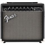 Fender Champion II 25 Elektro Gitar Amfisi 25 Watt Güçte Şık Siyah Renkli Tasarım