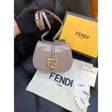 Fendi Logo Detaylı Ithal Çanta - Krem