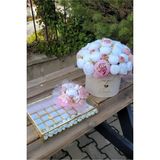 Filiz Konuk Kutuda Kız Isteme Söz Nişan Çikolatası Çiçeği- Solmayan Yapay Şakayık - Pembe Beyaz
