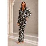 FİT WOMEN Kadın Önden Düğmeli Uzun Kollu Alt Üst Leopar Pijama Takımı