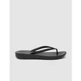 FitFlop IQUSHION ERGONOMIC E54 Siyah Kadın Parmak Arası Terlik