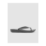 Fitflop R08 IQUSHION SPARKLE R08 Siyah Kadın Parmak Arası Terlik