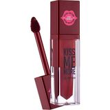Flormar Kiss Me More Yüksek Pigmentli & Mat Bitişli Nemlendirici Likit Ruj (013 Sangria) 8682536040839