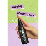 Flormar Makyaj Sabitleme Spreyi Uzun Süre Kalıcı Ferahlatıcı Formül ile Pürüzsüz Görünüm 8682536023092