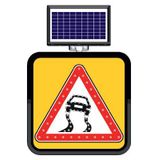 FM Trafik Solar Ledli 60X60 cm Kaygan Yol Yol Bakım Levhası