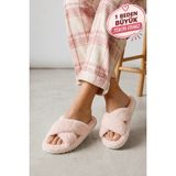 Footfrenzy Kadın Peluş Ev Terliği Çapraz Bantlı Yumuşak Tüylü Çeyiz Bohça Gelin Terliği - Pembe