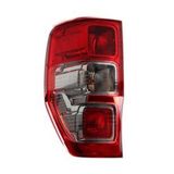 Ford Ranger Arka Stop Lambası Sol Sisli 2012-2018 Siyah Zemin
