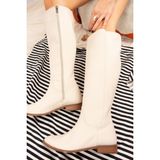 Fox Shoes Kadın Klasik Bej Suni Deri Çizme Düz Topuk Günlük Kullanıma Uygun Şık Tasarım