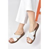 Fox Shoes M291049903 Beyaz Hakiki Deri Çapraz Bantlı Kadın Terlik