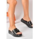 Fox Shoes P291049403 Siyah Hakiki Deri Yüksek Tabanlı Günlük Kadın Terlik