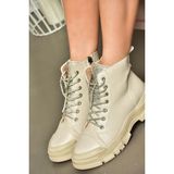 Fox Shoes R602889909 Bej Taş Detaylı Kadın Bot