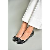 Fox Shoes S726019508 Siyah Rugan Kadın Babet