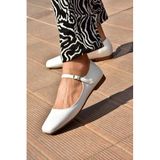 Fox Shoes S726252509 Beyaz Kadın Babet