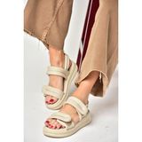 Fox Shoes S973910409 Bej Kadın Sandalet