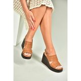 Fox Shoes U555960303 Taba Hakiki Deri Dolgu Topuklu Kadın Ayakkabı
