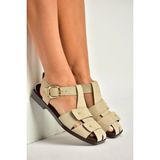 Fox Shoes Y458102502 Bej Süet Büyük Toka Detaylı Kadın Sandalet