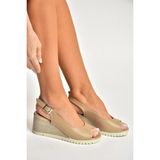 Fox Shoes Y555344003 Bej Hakiki Deri Dolgu Tabanlı Kadın Sandalet