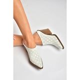 Fox Shoes Y654930703 Beyaz Hakiki Deri Western Topuklu Kadın Terlik