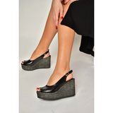 Fox Shoes Y996553560 Siyah Rustik Dolgu Topuklu Kadın Ayakkabı