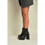 Fox Shoes Z965201009 Siyah Kalın Platform Topuklu Kadın Bot