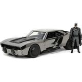 Frefly Store Jada, 253215012, Batman Batmobile 2022 Comic Con 1:24, Lisanslı, Die-Cast (Metal), Açılabilen Parçalar (Kaput ve Kapı), 19 cm Figür ile Birlikte, Çok Renkli - (DipCamo)Charcoal-White