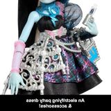 Frefly Store Monster High Siyah Parti Elbisesi Giyen Doğum Günü Frankie Stein Bebek ve Davetiye, Balon, Hediye ve Ruj Gibi Temaya Uygun Aksesuarlar, JBG75