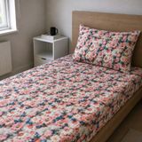 Freyja Home %100 Pamuk Tek Kişilik Çarşaf Takımı | Mercan Çiçek Bahçesi - Kırmızı - Narçiçeği - 160 x 240