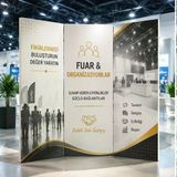 Fuar Ve Organizasyon Temalı Dekoratif Paravan – Etkinlik Ve Stand Alanı Oda Bölücü Çift Taraf Baskılı 3 Kanat Yükseklik 180 X Genişlik 120